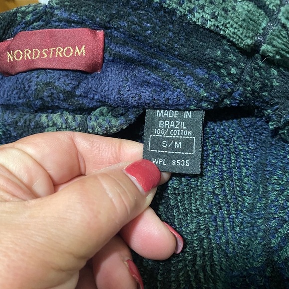 - Nordstrom Tie Robe with pockets size small/medium - Picture 3 of 7